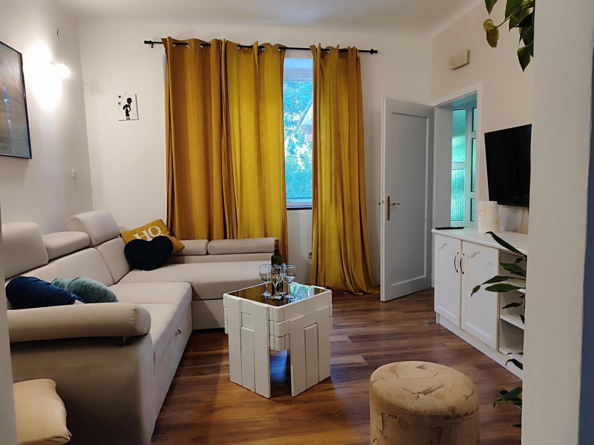 Apartman Daniel With Free Parking Mundanije المظهر الخارجي الصورة